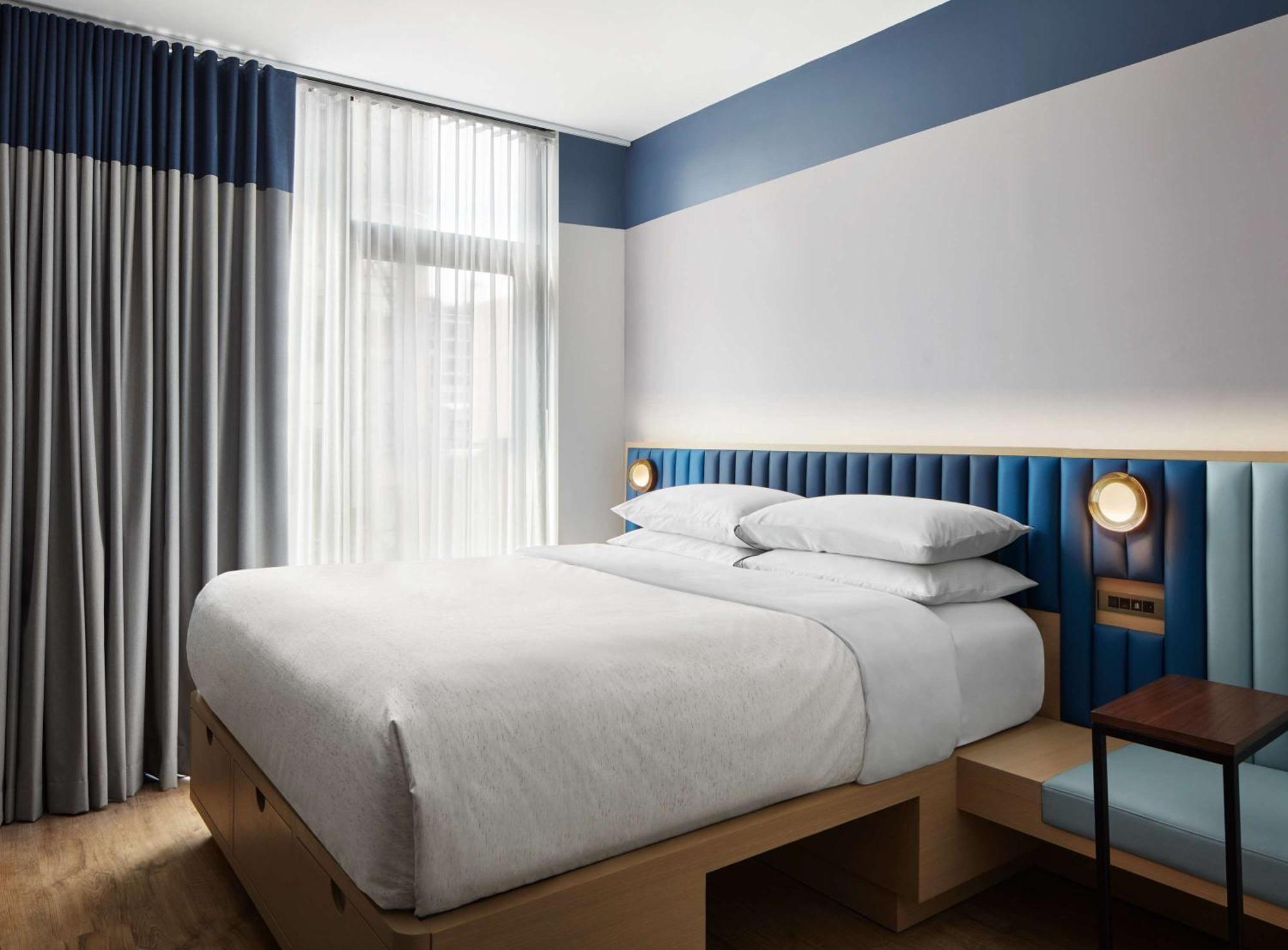 Motto By Hilton New York City Chelsea Exterior photo