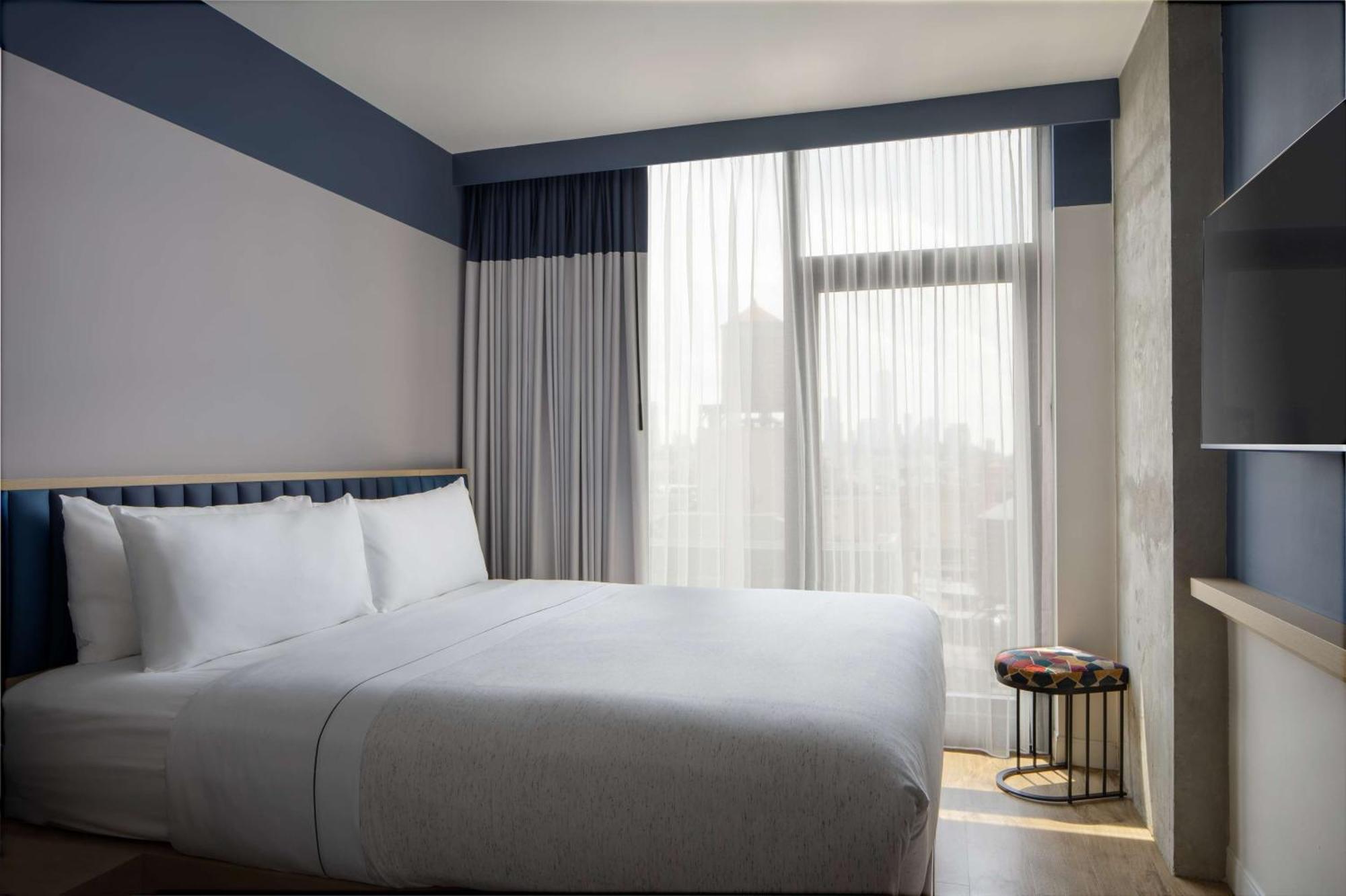 Motto By Hilton New York City Chelsea Exterior photo
