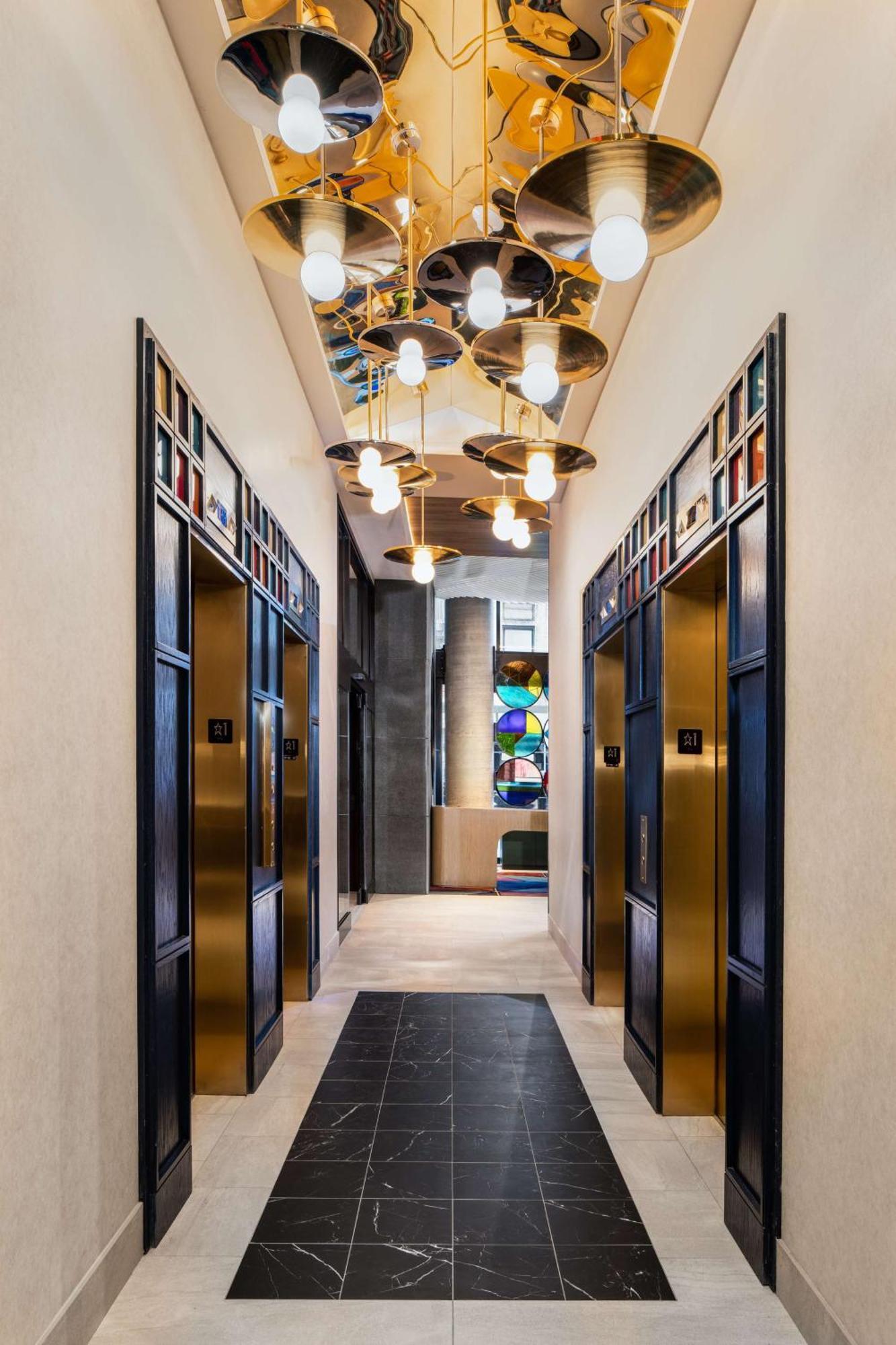 Motto By Hilton New York City Chelsea Exterior photo