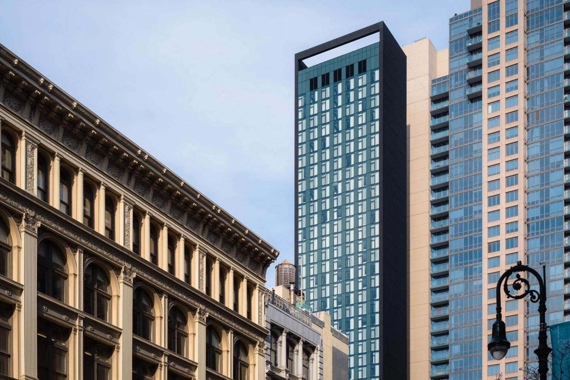 Motto By Hilton New York City Chelsea Exterior photo
